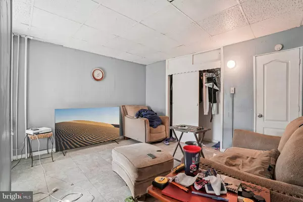 Trenton, NJ 08618,414 MARTIN LUTHER KING BLVD