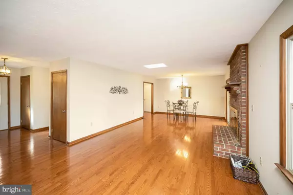 Locust Grove, VA 22508,104 APPLEVIEW CT