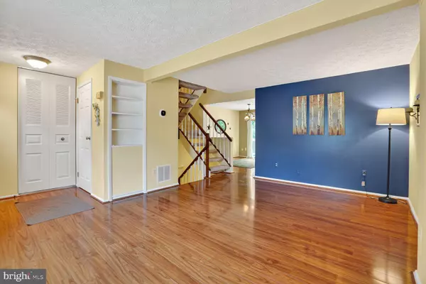 Woodbridge, VA 22192,3642 WOODHAVEN CT