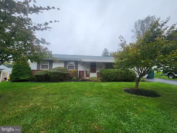403 S SUMMIT AVE, Quarryville, PA 17566