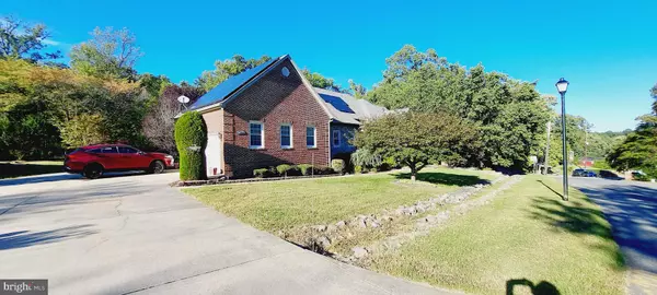 Fort Washington, MD 20744,9008 DORIS DR