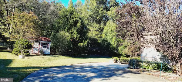 Fort Washington, MD 20744,9008 DORIS DR