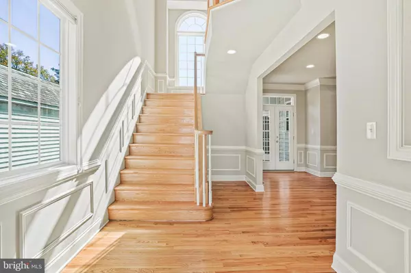 Bethesda, MD 20817,5604 HOOVER ST