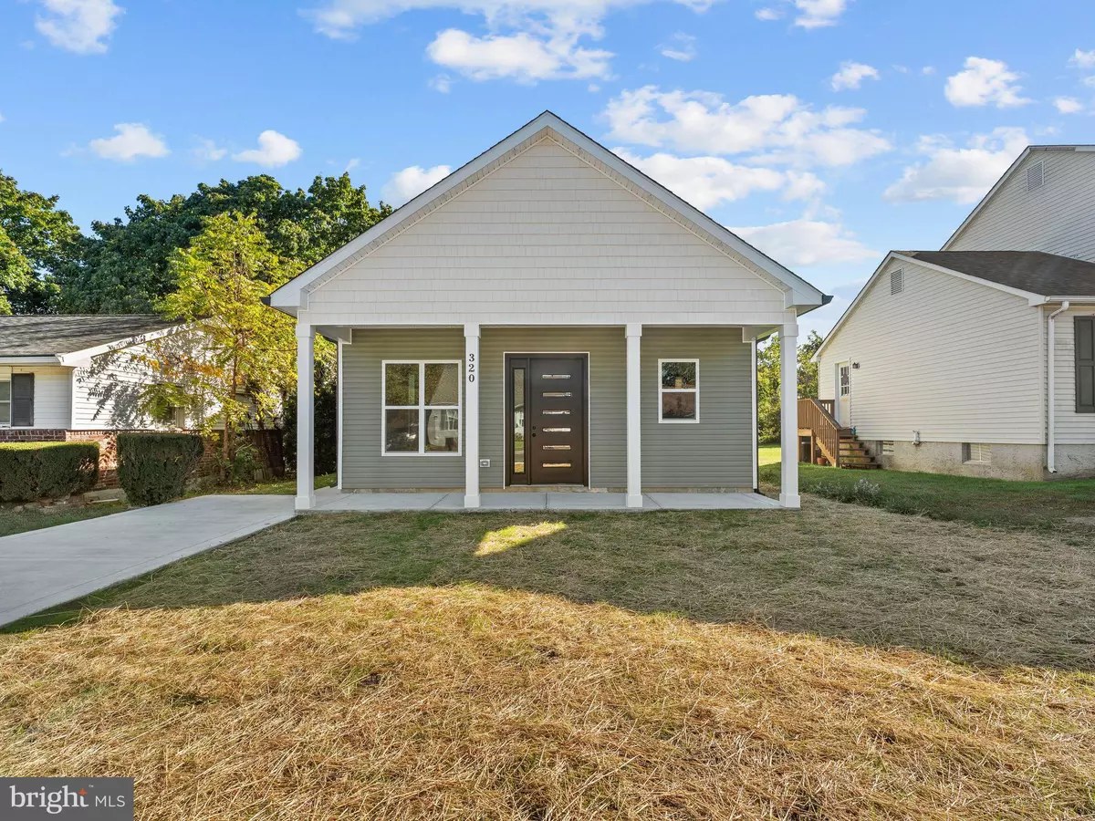 Clayton, NJ 08312,320 E CLAYTON AVE