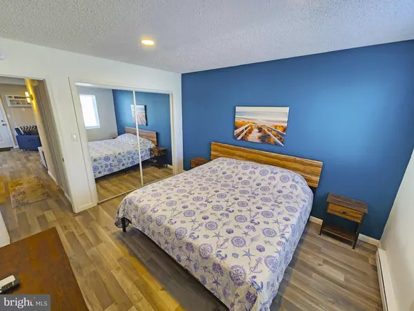 Ocean City, MD 21842,424 LARK LN #201E