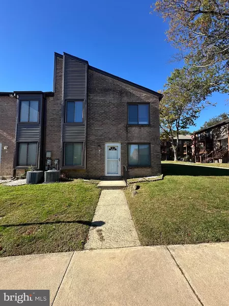 5200 HILLTOP DR #G-18, Brookhaven, PA 19015
