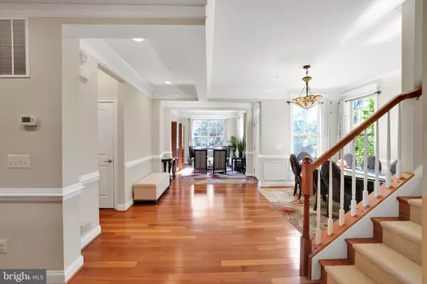 Kensington, MD 20895,3037 MOORE LN