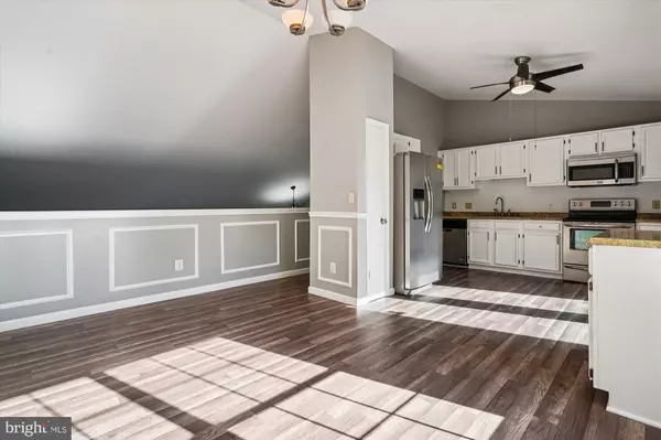 Manassas, VA 20110,10138 FOREST HILL CIR