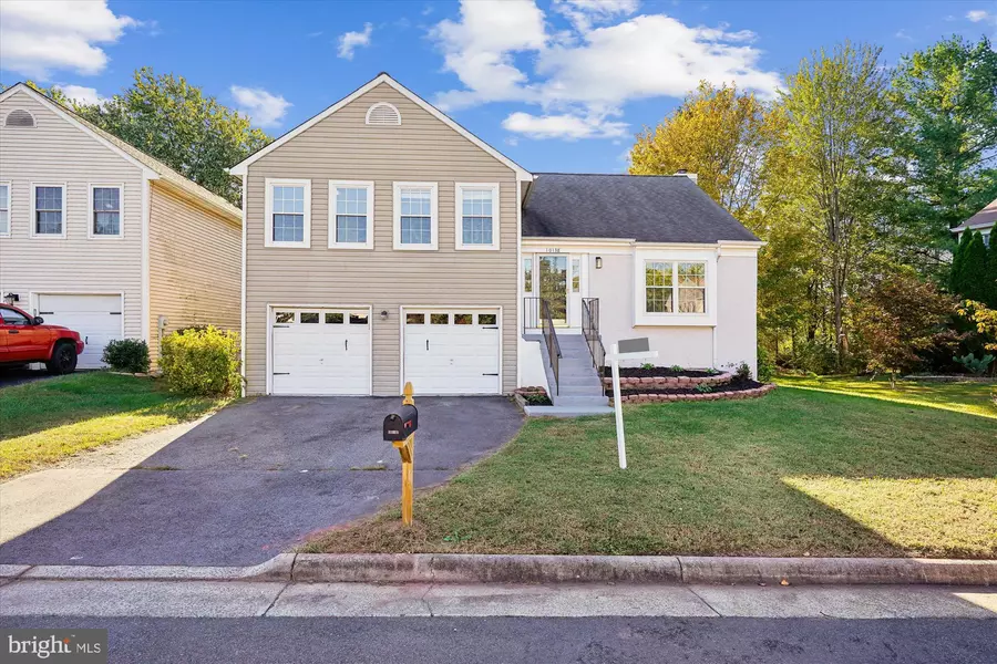 10138 FOREST HILL CIR, Manassas, VA 20110