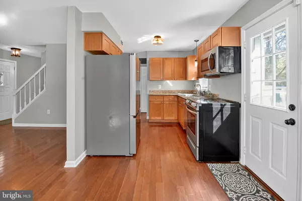 New Market, MD 21774,10403 HEDGEAPPLE CT