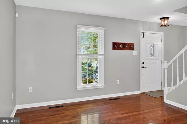 New Market, MD 21774,10403 HEDGEAPPLE CT