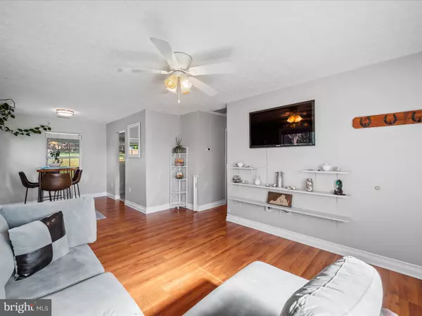 Front Royal, VA 22630,813 W 14TH ST