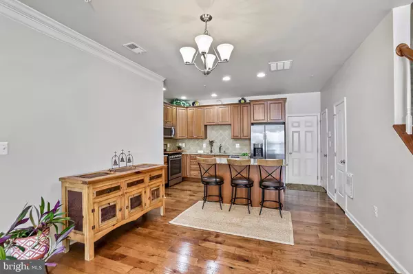 Ashburn, VA 20148,43011 CLARKS MILL TER