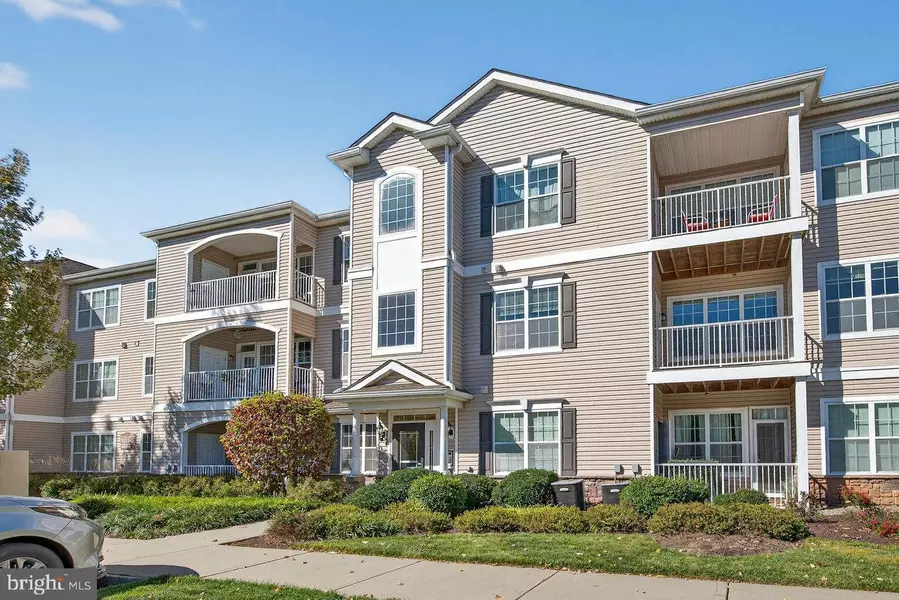 127 TIMBERLAKE DR, Ewing, NJ 08618