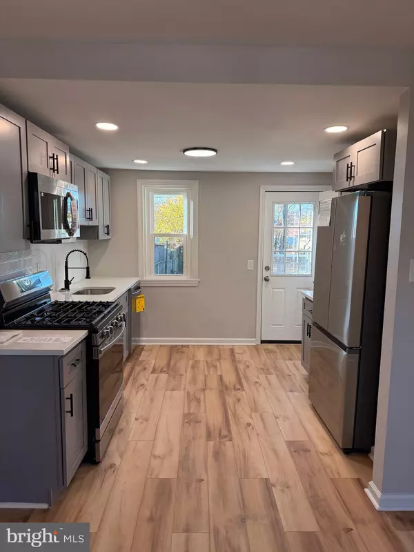 Swarthmore, PA 19081,723 PARKLANE RD