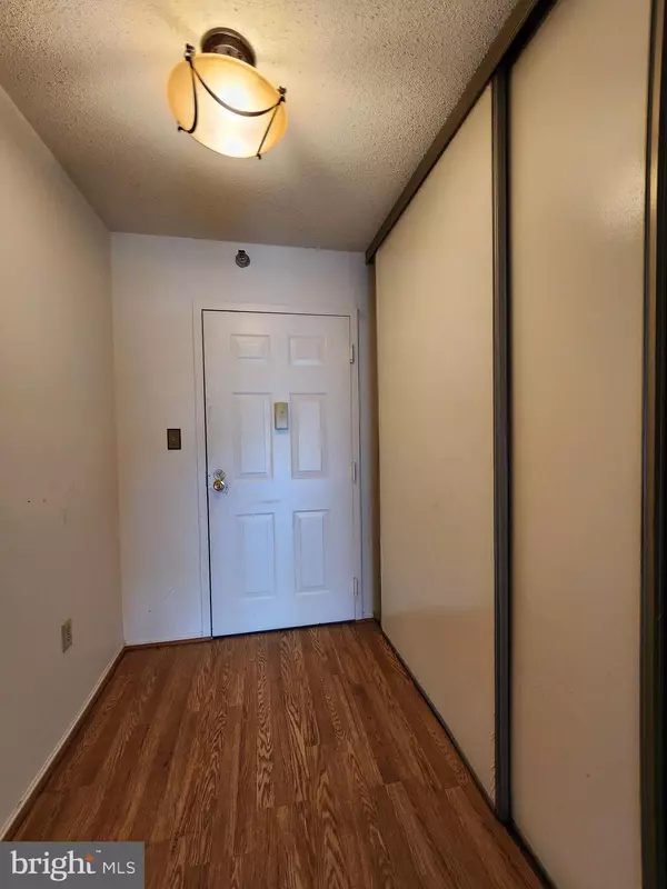 Silver Spring, MD 20906,15100 INTERLACHEN DR #4-701