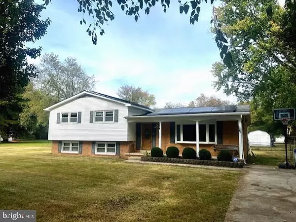 12822 SIMPSON DR, Waldorf, MD 20602