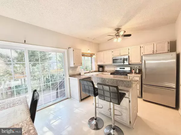 Alexandria, VA 22306,7213 STOVER DR