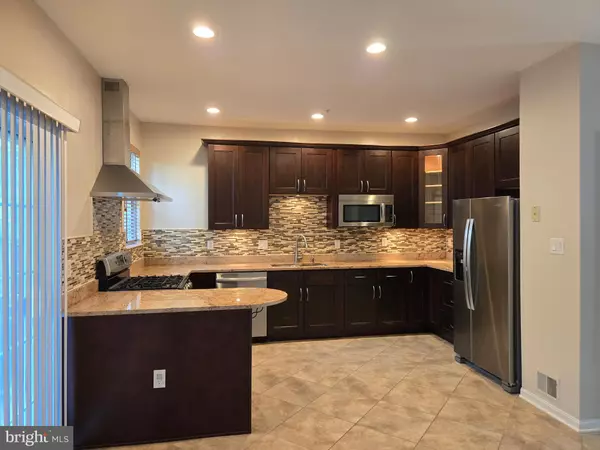 Columbia, MD 21046,7327-E ROCKY CREEK DR #17