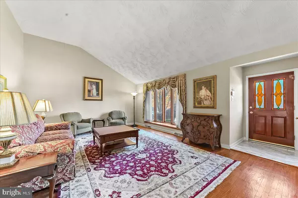 Newtown Square, PA 19073,809 ELLIS AVE