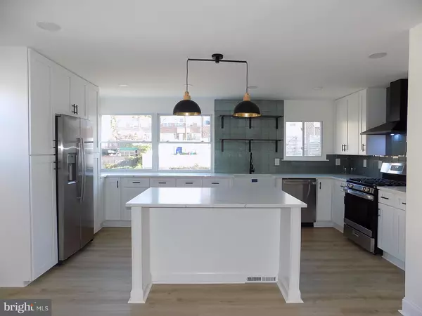 Philadelphia, PA 19154,3645 ACADEMY RD