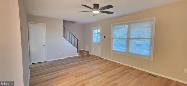 Sicklerville, NJ 08081,23 LENNOX CT