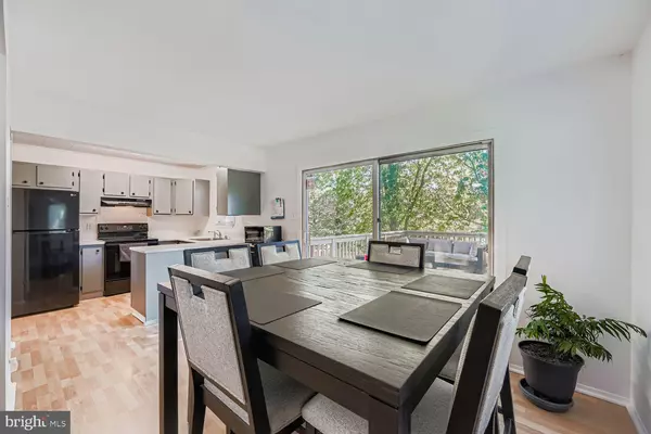 Parkville, MD 21234,8 NEVES