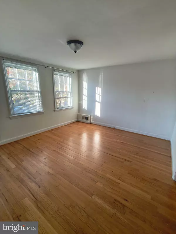 Washington, DC 20003,420 EAST CAPITOL ST NE