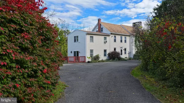 3371 MATHEWS LN, Alburtis, PA 18011