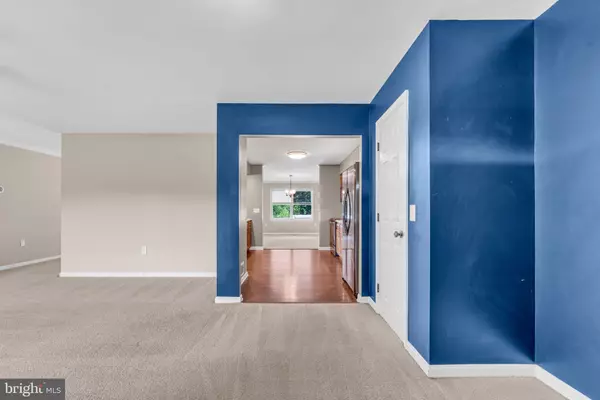 Manassas, VA 20111,10696 MOORE DR