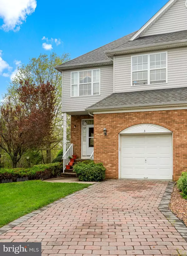 3 KEATS CT, East Windsor, NJ 08520