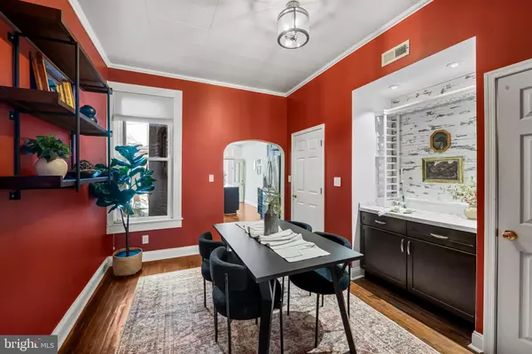 Baltimore, MD 21231,102 S WASHINGTON ST