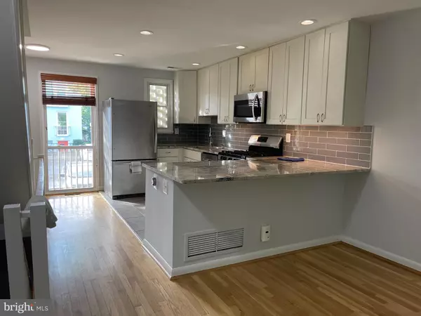 Washington, DC 20024,108 G ST SW #105