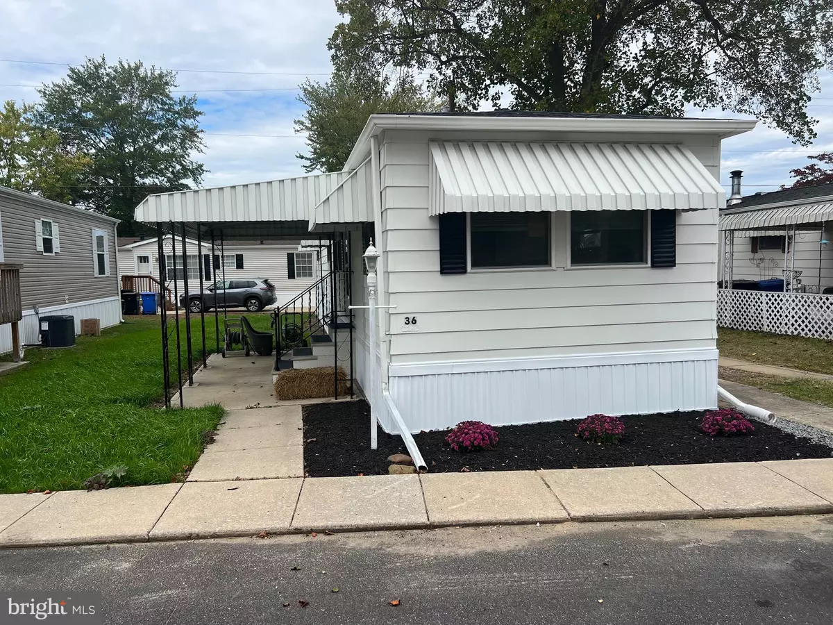 Mantua, NJ 08051,36 BLUEBIRD RD