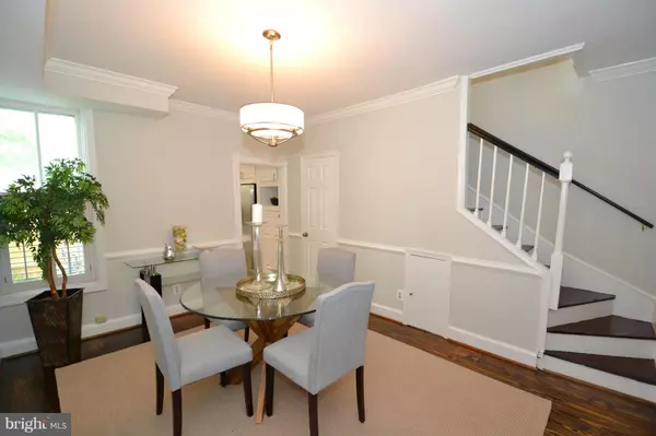 Alexandria, VA 22314,213 NORTH PAYNE ST