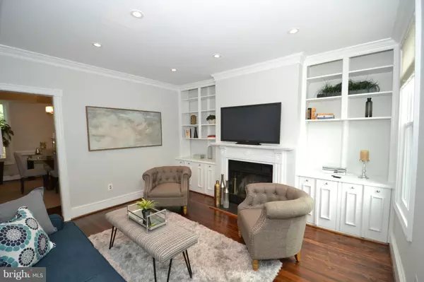 Alexandria, VA 22314,213 NORTH PAYNE ST