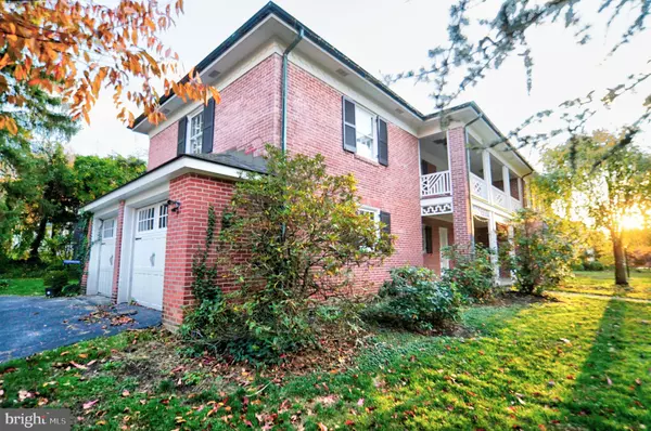 York, PA 17403,354 PINE HILL LN