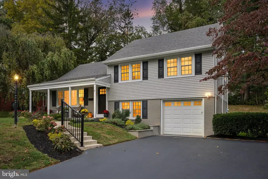 9 BRYAN AVE, Malvern, PA 19355