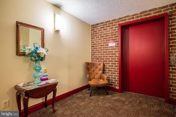 Silver Spring, MD 20906,15211 ELKRIDGE WAY #94-2F