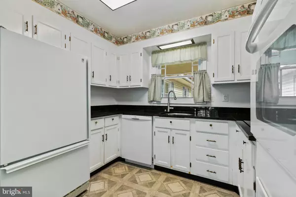 Fairfax, VA 22033,12820 POINT PLEASANT DR