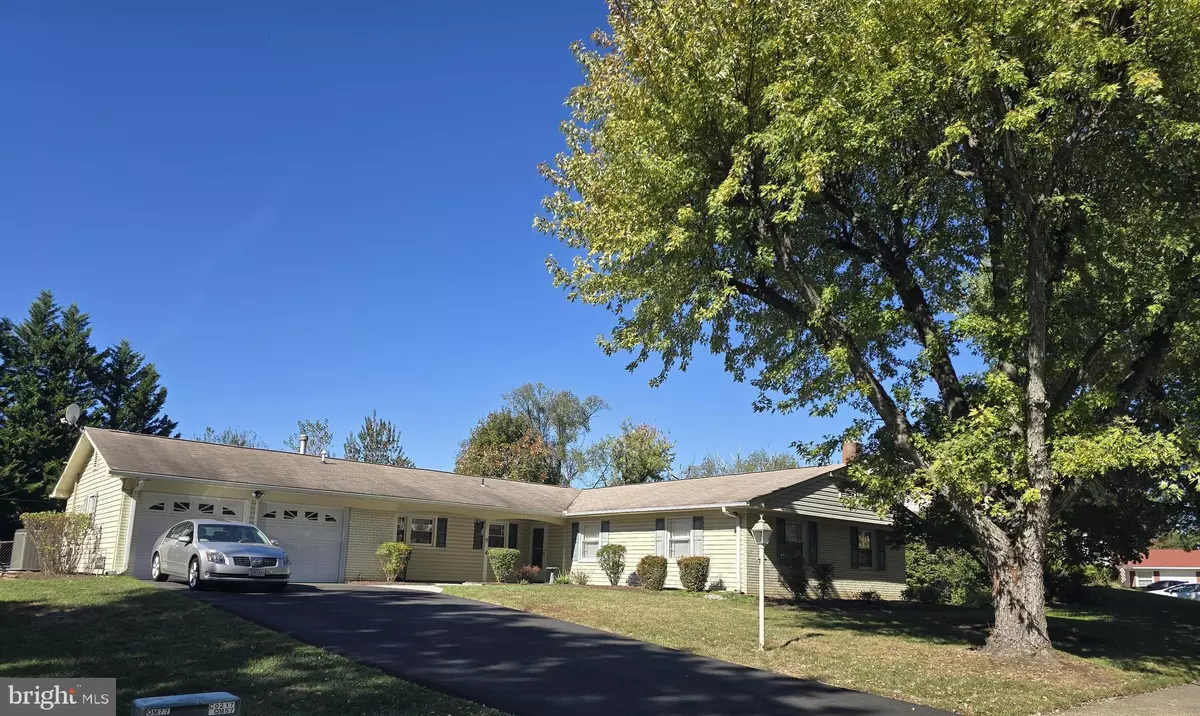 Fairfax, VA 22033,12820 POINT PLEASANT DR