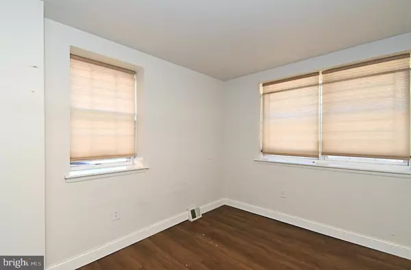 Philadelphia, PA 19122,1554 N LAWRENCE ST #1