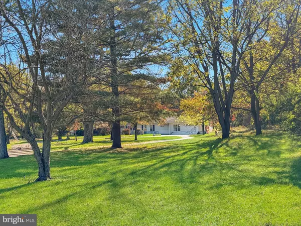 Charles Town, WV 25414,3622 SUMMIT POINT RD