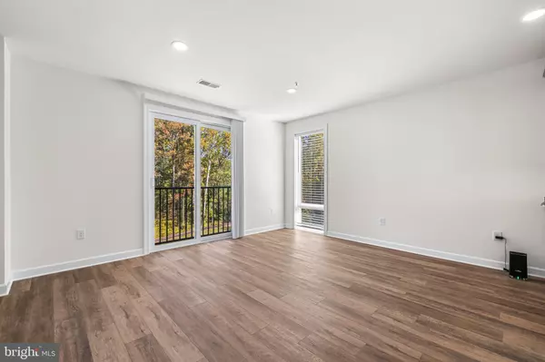 Aberdeen, MD 21001,900 GILBERT RD #3645B