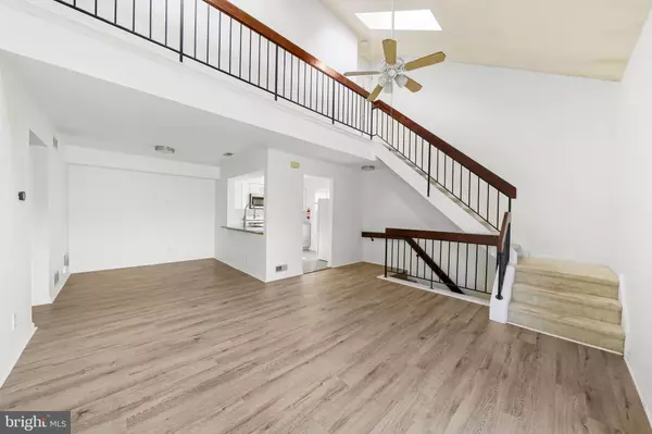 Mount Laurel, NJ 08054,4204-B FENWICK LN