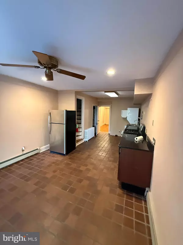 Lambertville, NJ 08530,20 N UNION ST #B