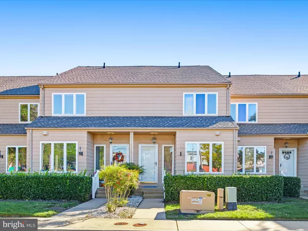 Cambridge, MD 21613,220 MARKET SQ #4C