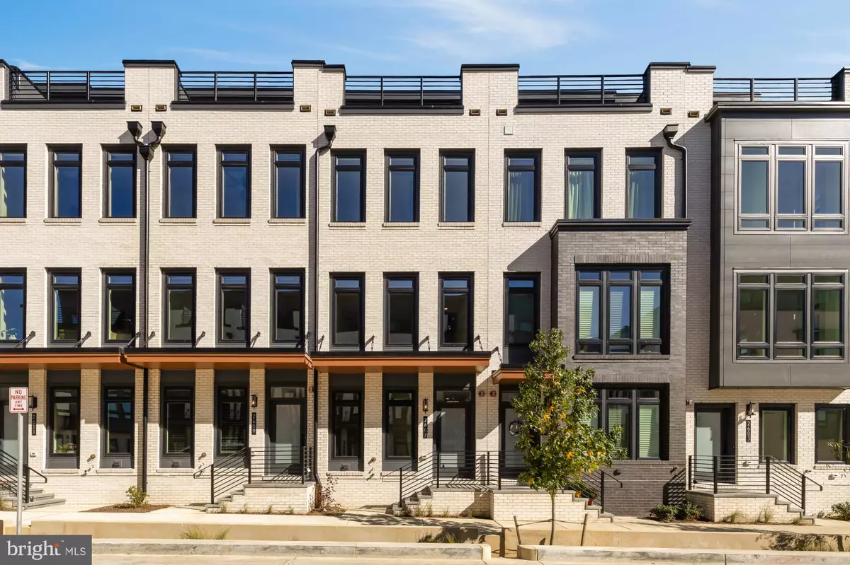Washington, DC 20001,2607 PLATT CT NW