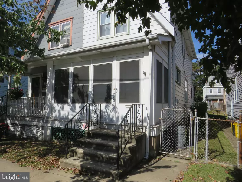 42 BISMARCK AVE, Trenton, NJ 08629