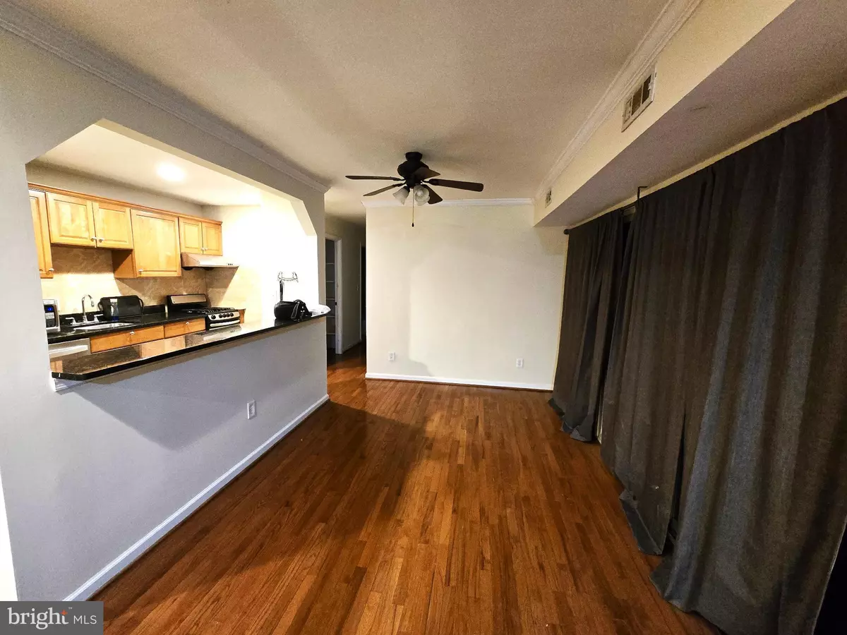 Falls Church, VA 22042,8000 CHANUTE PL #APT 6